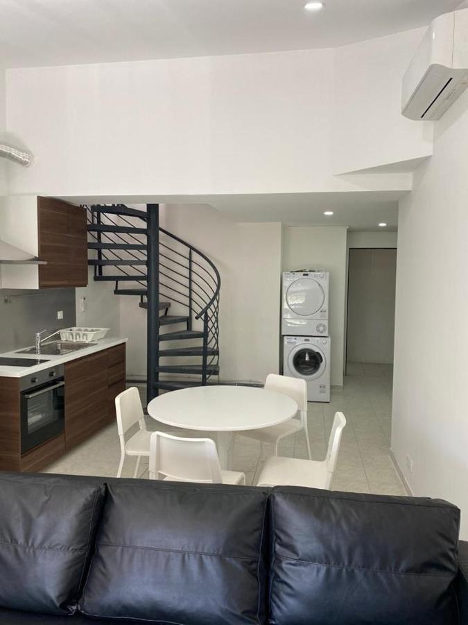 Five Stars Duplex - 6 Personnes Aparthotel Marseille Kültér fotó